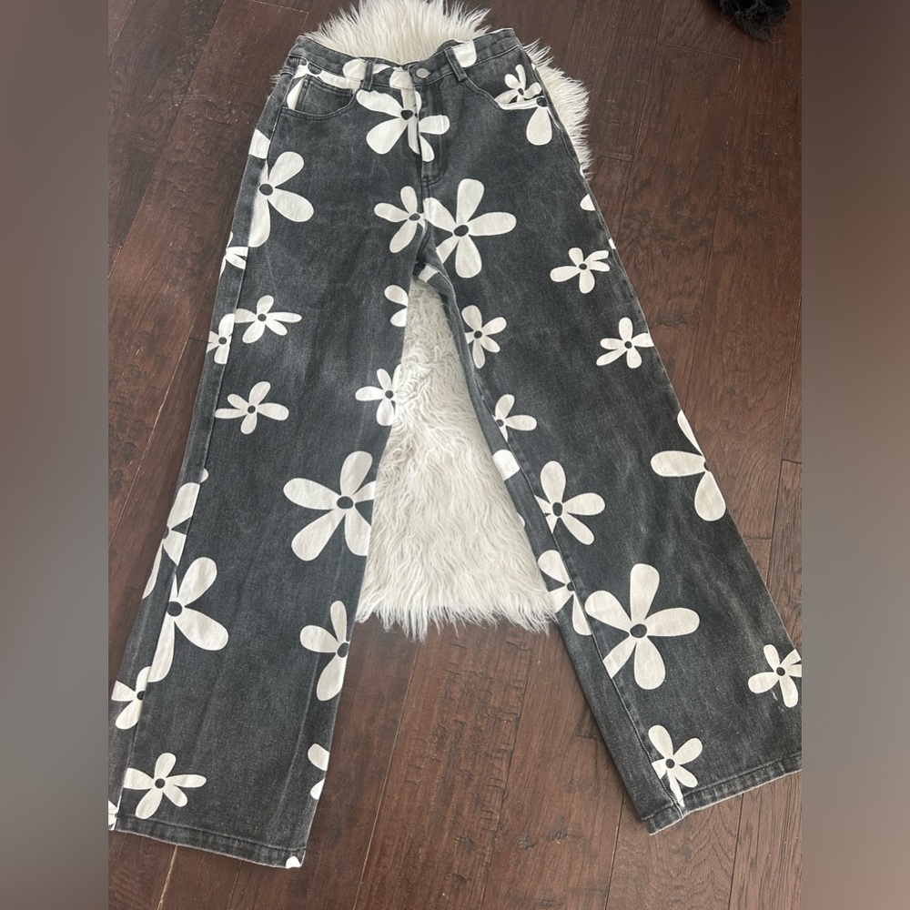 Baevely floral jeans (sz S)